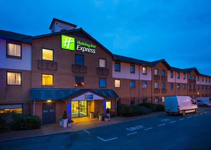 Holiday Inn Express Swansea East By Ihg